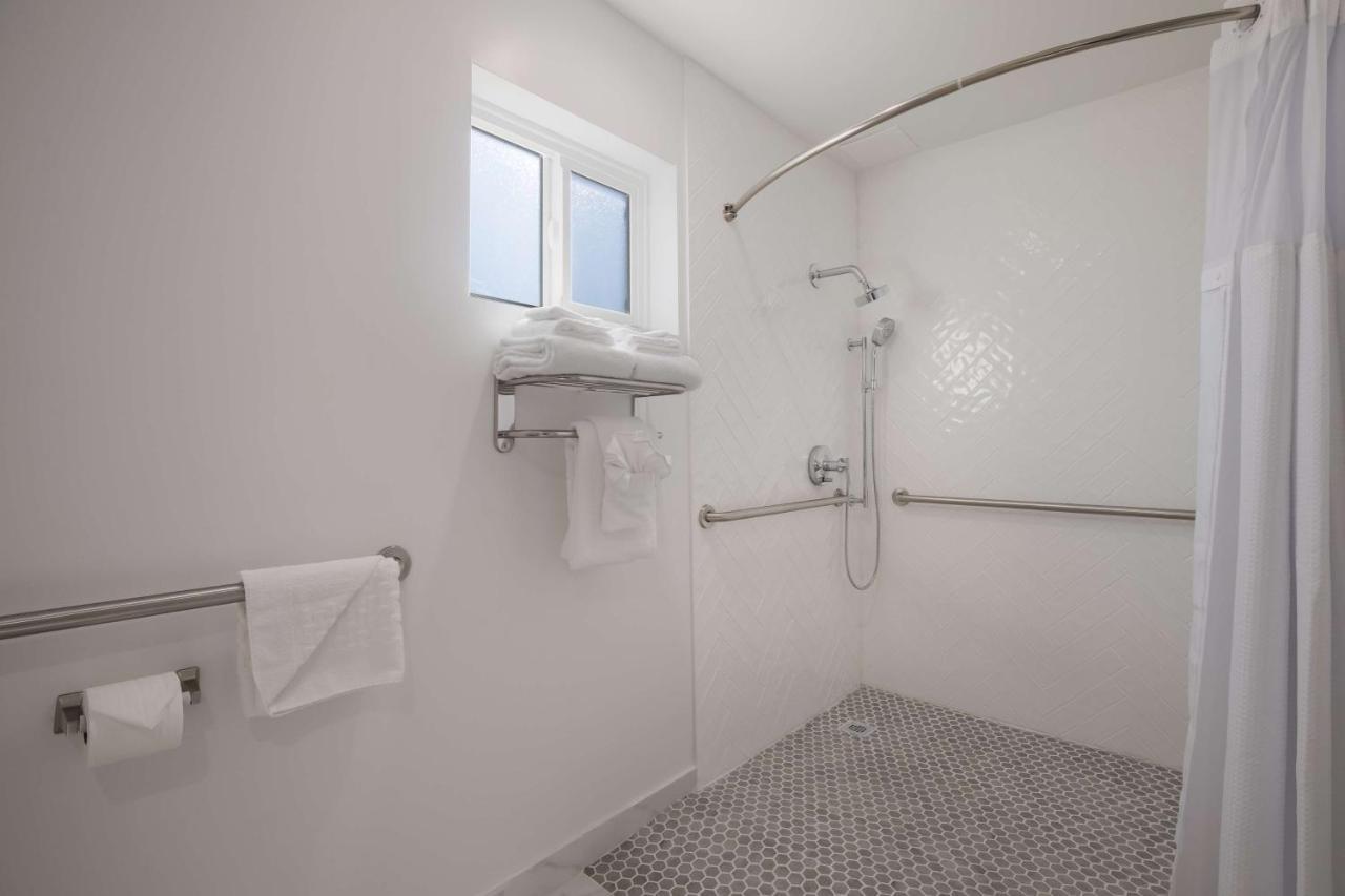 Surestay Plus Hotel By Best Western Upland - Ontario North Extérieur photo